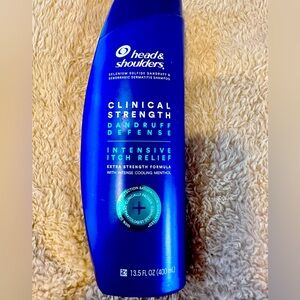 Head and Shoulders Clinical Strength‎ Dandruff Defense